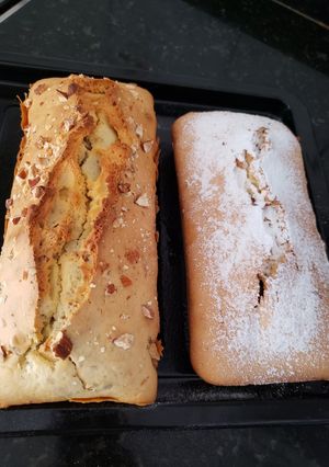 Una foto de Budín de nuez, almendras y dulce de leche