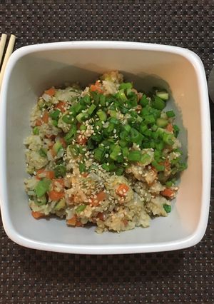 Una foto de “Yakimeshi” light a mi estilo 🍚
