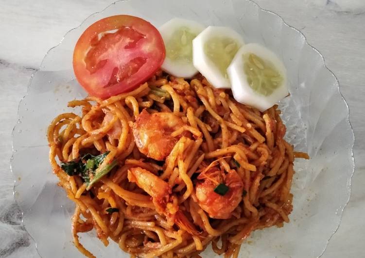 Resep Mie kuning udang pedas yang Bikin Ngiler