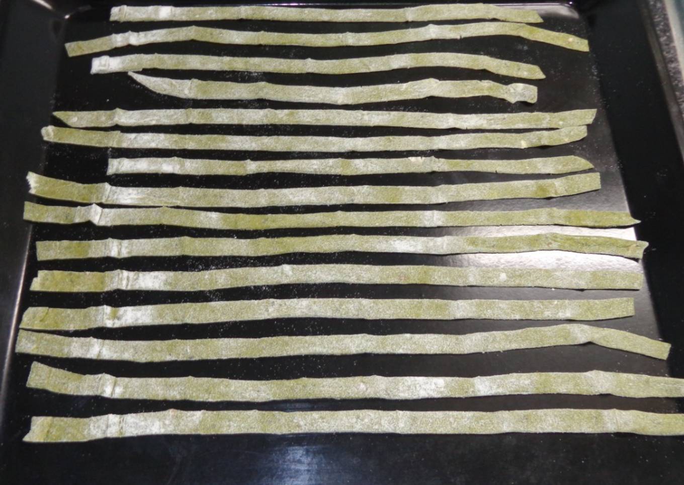 PASTA FETTUCCINE CASERA, MASA DE PESTO
