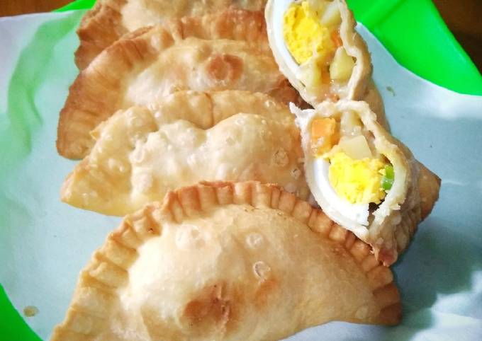 🥑pastel isi kentang wortel telur 🥑 foto resep utama