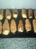 Canutillos rellenos de crema pastelera