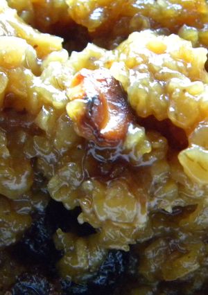 A picture of Oats Chakkara Pongal.