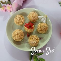 A picture of Amaranth/Rajgira Laddus.