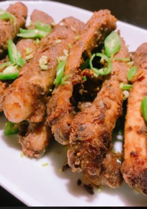 A picture of Fried Pork Ribs crisp.