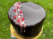 Una foto de baño de chocolate para tortas