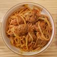 Tallarines con albóndigas