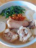 HỦ TIẾU đuôi heo