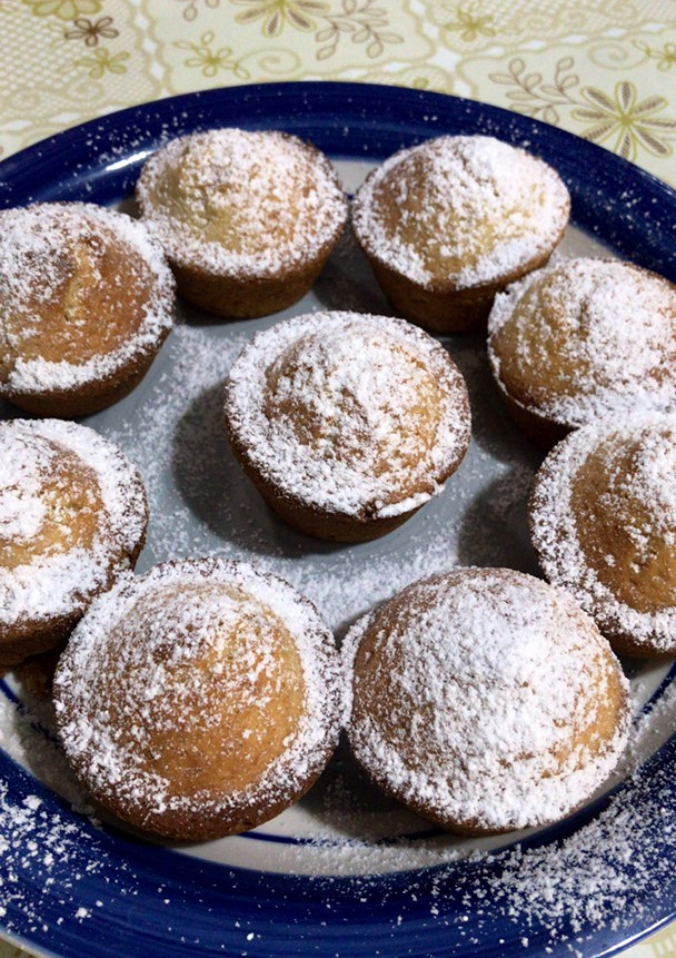 Una foto de Muffins de vainilla con dulce de leche