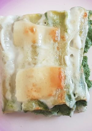 Foto di Cannelloni ricotta, spinaci e pecorino salato