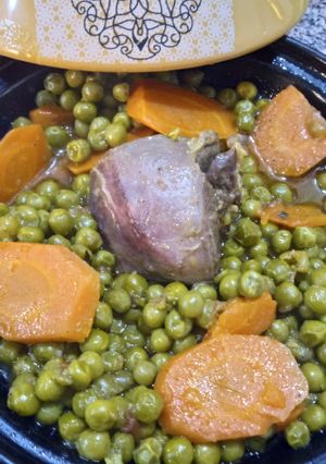 Une photo de Tajine de petits pois à la viande