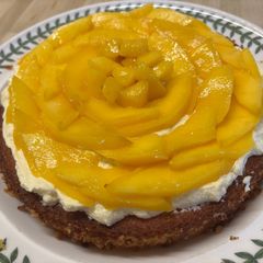 Vanilla Mango Cake A picture of Vanilla Mango Cake.