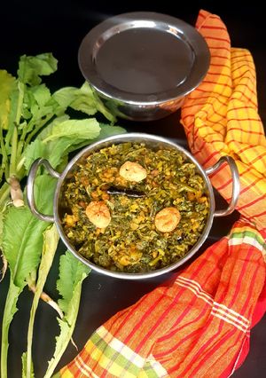 ডালের বড়ি দিয়ে মুলা শাক রেসিপির প্রধান ছবি