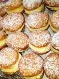 Mini sonhos de creme