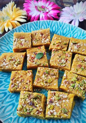 A picture of Besan Burfi.