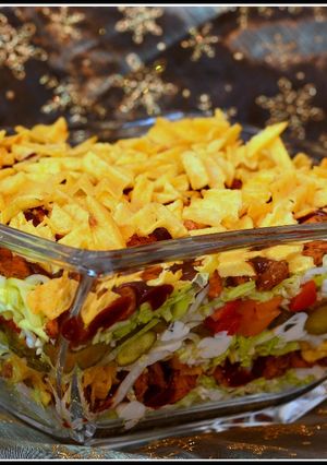 Zdjęcie przepisu Sałatka gyros z chipsami.