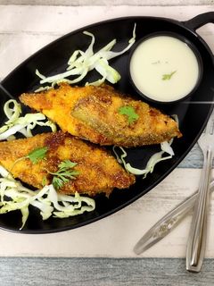 कुरकुरीत न चमचमीत हलवा फिश फ़्राय (Halwa Fish Fry Recipe In Marathi) रेसिपी चे मुख्य फोटो 