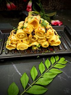 गुजराती खांडवी (gujarati khandvi recipe in Hindi) रेसिपी मुख्य फोटो