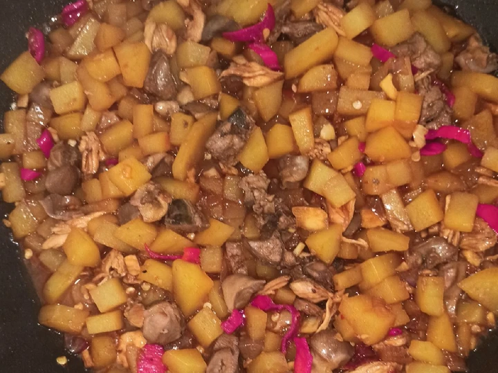 Langkah Gampang Menyiapkan Resep  Sambal goreng kentang rempelo ati yang Sempurna, Sempurna