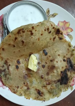 आलू का परांठा(aloo paratha recipe in hindi) रेसिपी मुख्य फोटो