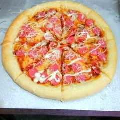 Pizza home made রেসিপির প্রধান ছবি