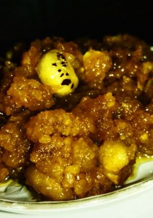 मूंग दाल और गोंद का हलवा (moong dal aur gond ka halwa recipe in Hindi) रेसिपी मुख्य फोटो