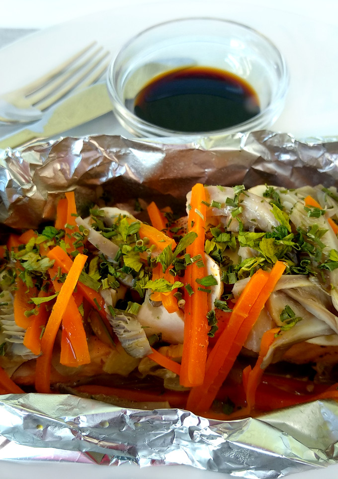 Una foto de Salmón en papillote cocinado en sartén