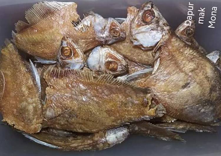 Langkah Mudah untuk Menyiapkan Ikan asin sepat goreng Anti Gagal