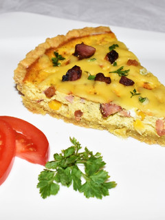 Szalonnás brindzás pite recept fotója