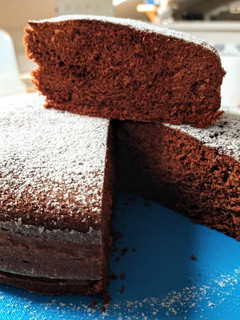 Foto di Torta di soli albumi al cioccolato