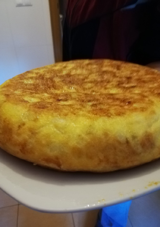 Una foto de Tortilla de patata con cebolla