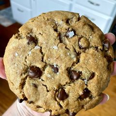A picture of Gluten Free & Vegan Chocolate Chip Cookies.