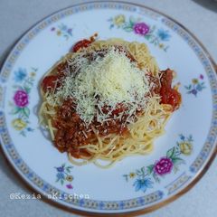 Spaghetti Bolognese A picture of Spaghetti Bolognese.