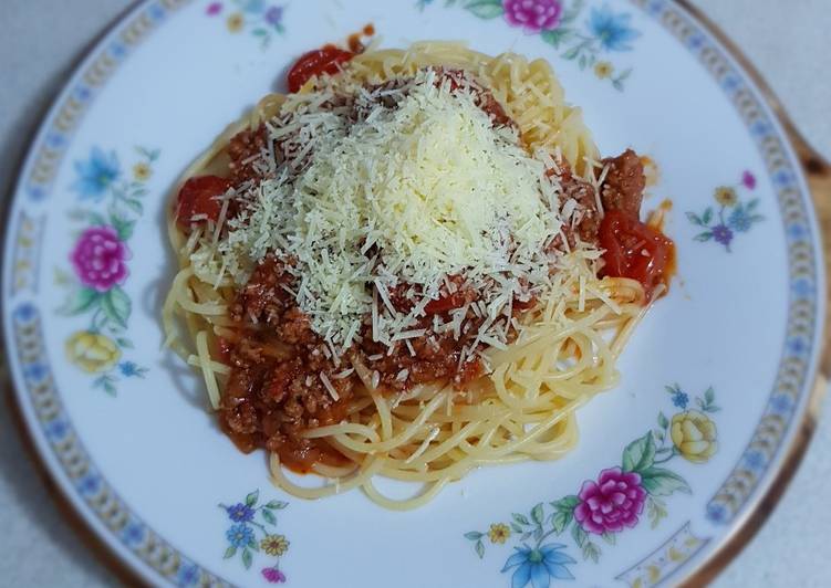 Recipe of Ultimate Spaghetti Bolognese