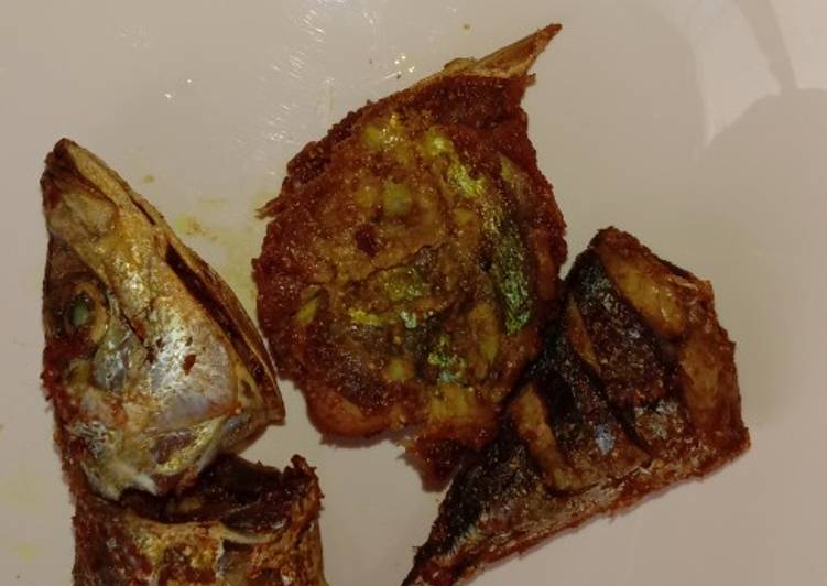 Ikan layang goreng