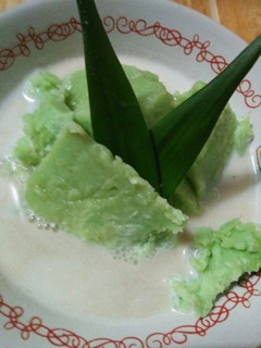 Foto resep Bubur sumsum daun suji