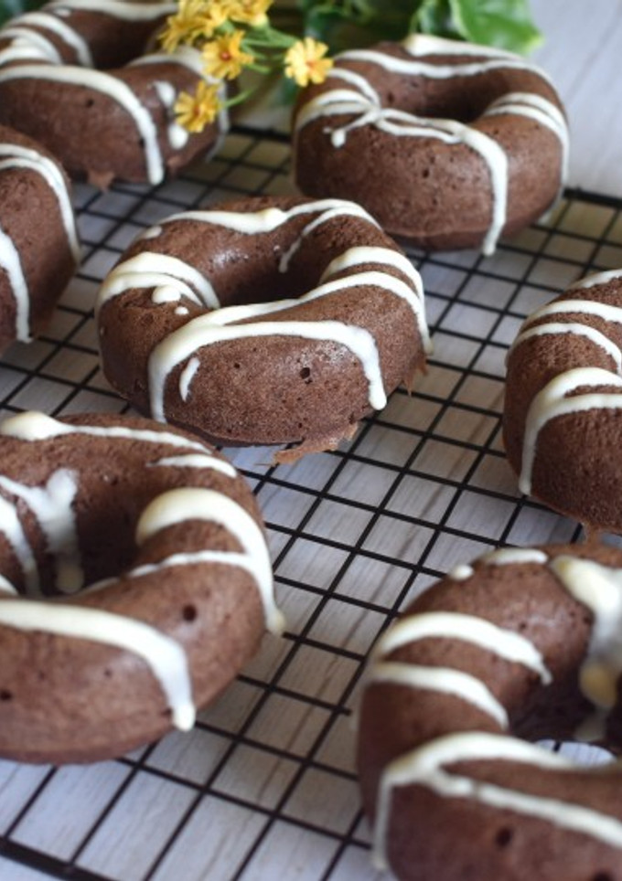 Una foto de Donuts de plátano y chocolate
