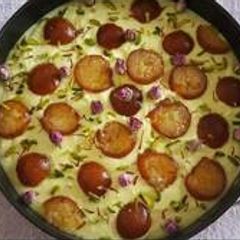 A picture of Gulab Jamun Icecream.