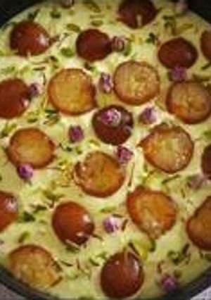 A picture of Gulab Jamun Icecream.
