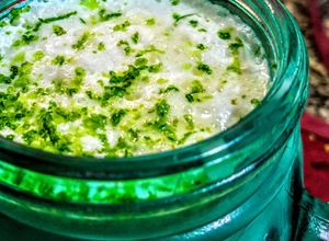 Una foto de NARANJADA De Mandarina🍊 y Limón🍋con Leche Condensada...!