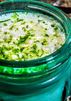 Una foto de NARANJADA De Mandarina🍊 y Limón🍋con Leche Condensada...!