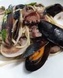Pasta de mariscos rápida