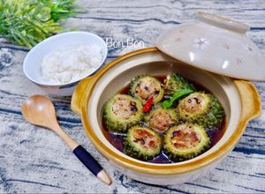 Hình của món Khổ qua dồn thịt kho Tiêu.