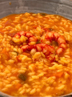Una foto de Arroz caldoso de carabineros 😍😍