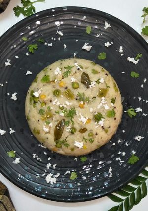 A picture of Upmaa (savoury semolina breakfast dish).