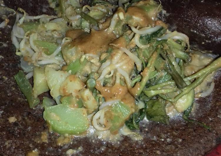 Resep Lotek sayur jaman now yang Bikin Ngiler