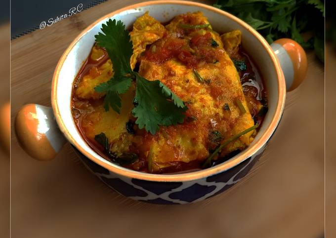 Bengali Potato Omelette Curry