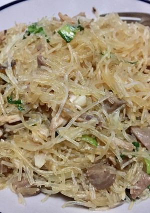 Foto resep Bihun Goreng Ayam Bakso by iamarhena