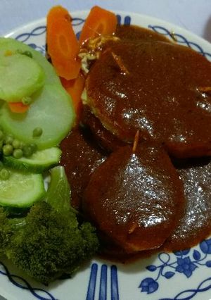 Una foto de Chayotextle en salsa amaranto al horno