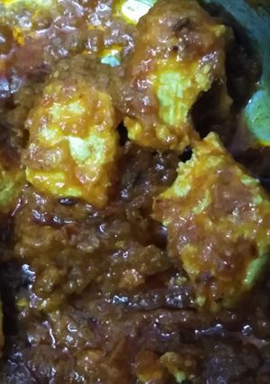 A picture of Paneer masala.